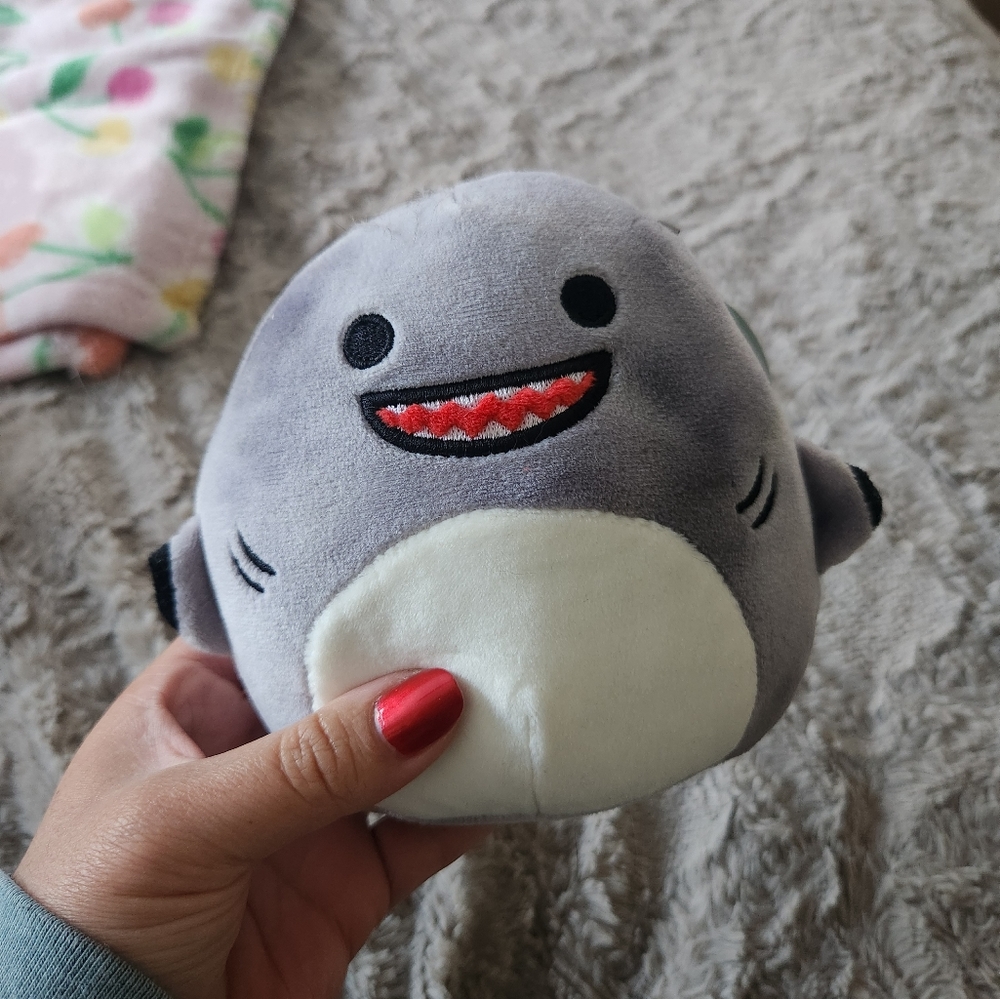 Squishmallows Gordon the Shark 5" Plush